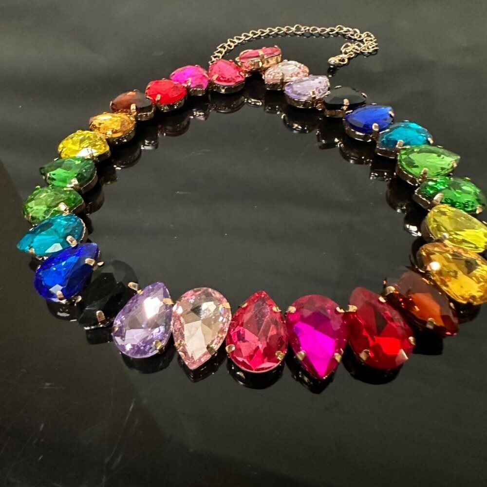 Rainbow Crystal Necklace Chakra Colorful Choker Party Festive Club Holiday NWT - Picture 9 of 12